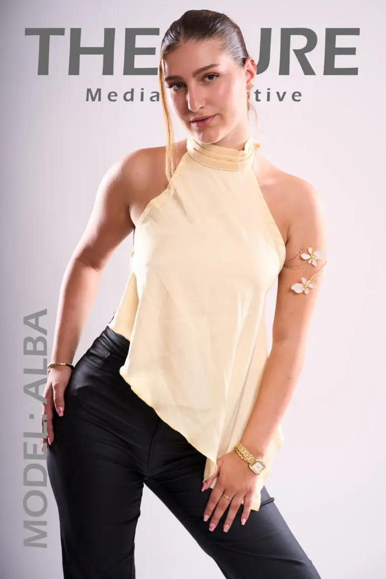 Commercial Model Alba Model Alba Mehaj